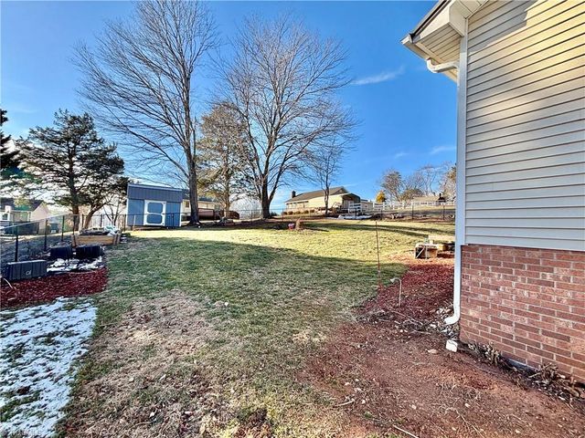 144 Strawberry Lane, Mount Airy, NC 27030