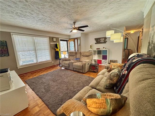 144 Strawberry Lane, Mount Airy, NC 27030