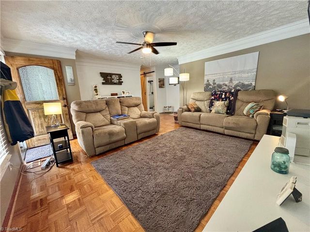 144 Strawberry Lane, Mount Airy, NC 27030