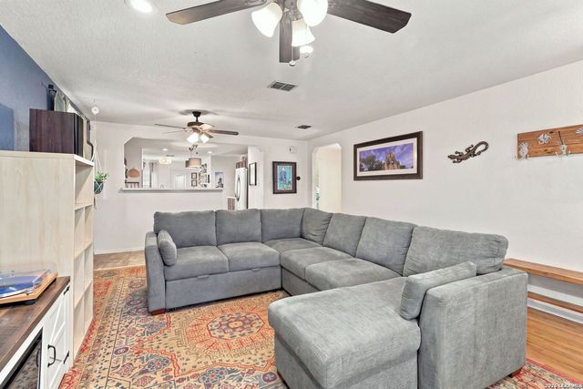 3915 Torey Mesquite, San Antonio, TX 78261