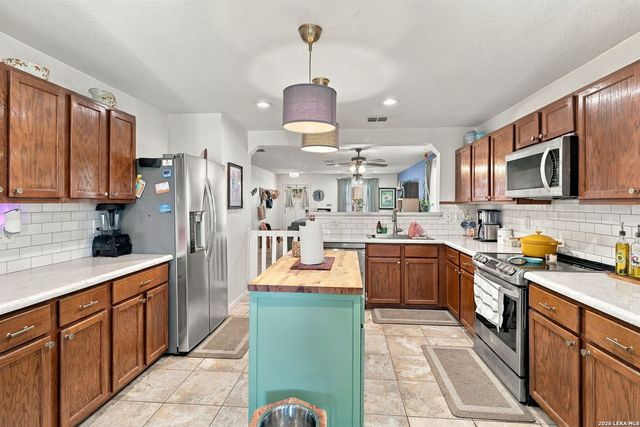 3915 Torey Mesquite, San Antonio, TX 78261