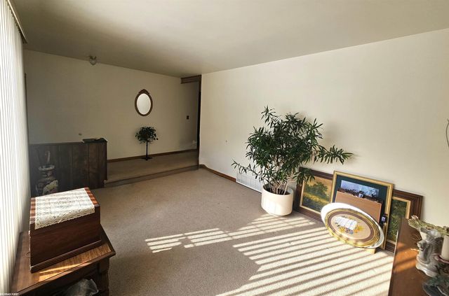 12275 El Camino Drive, Sterling Heights, MI 48312