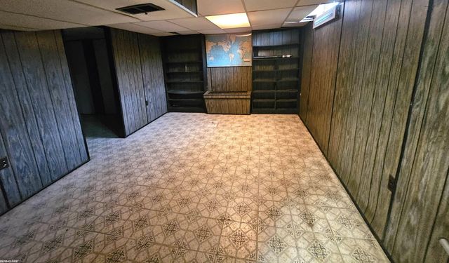 12275 El Camino Drive, Sterling Heights, MI 48312