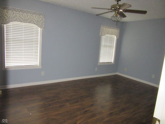 339 Lakewood Court, Avon, IN 46123
