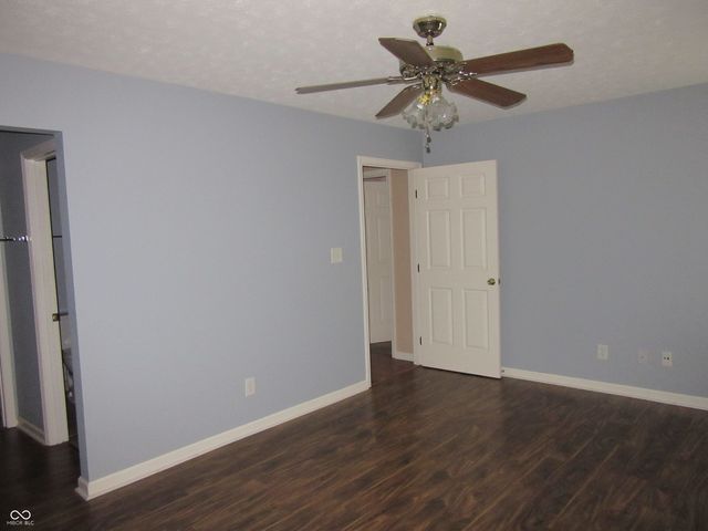339 Lakewood Court, Avon, IN 46123