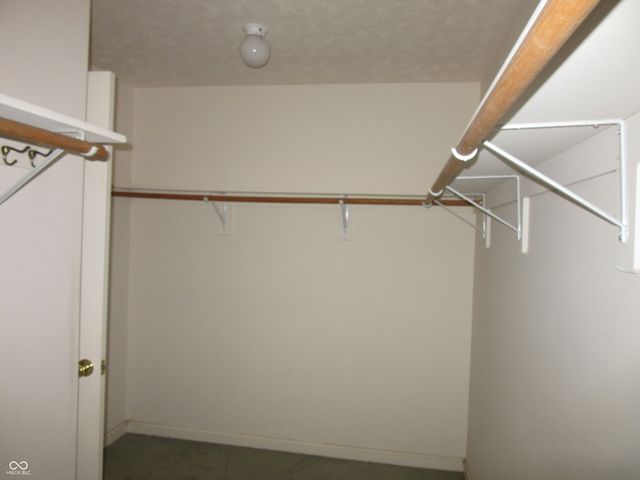 339 Lakewood Court, Avon, IN 46123