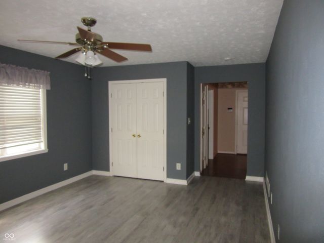 339 Lakewood Court, Avon, IN 46123