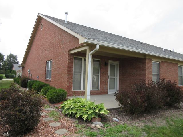 339 Lakewood Court, Avon, IN 46123