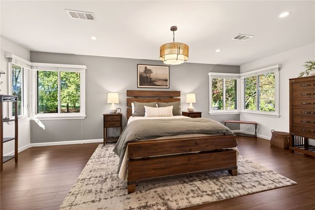 330 Kilbourn Road, Pittsford, NY 14618