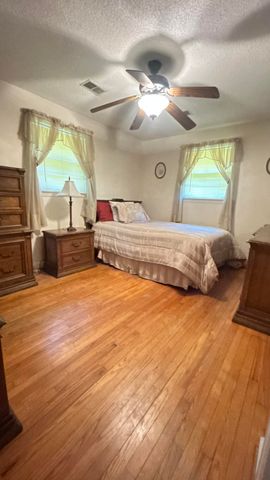 1300 White Drive, Charleston, SC 29407