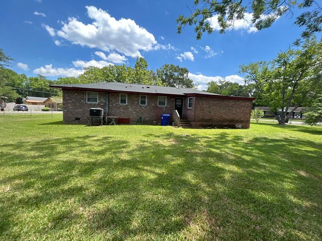 1300 White Drive, Charleston, SC 29407