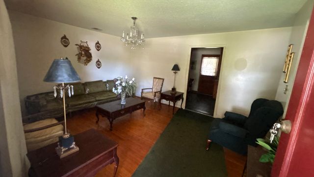 1300 White Drive, Charleston, SC 29407