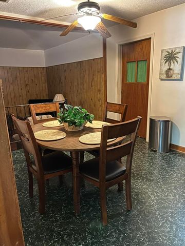 1300 White Drive, Charleston, SC 29407