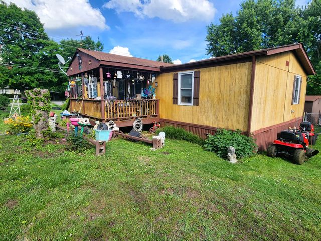 2791 Nunley St, Greenbrier, TN 37073