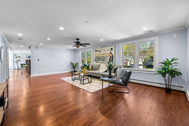 255 Worthen Rd East, Lexington, MA 02421