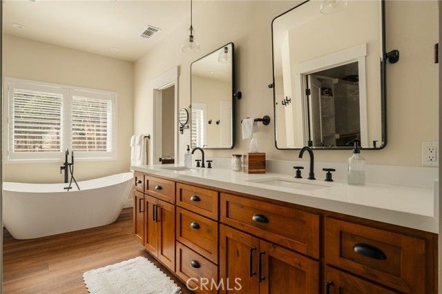 26910 Everest Road, Lake Arrowhead, CA 92352