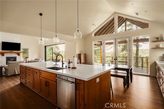 26910 Everest Road, Lake Arrowhead, CA 92352