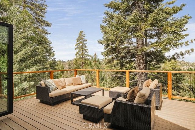 26910 Everest Road, Lake Arrowhead, CA 92352