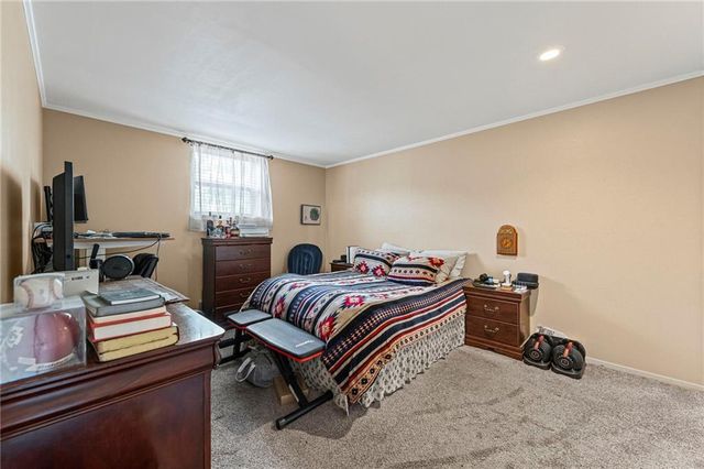 5125 W 75th Street, Prairie Village, KS 66208