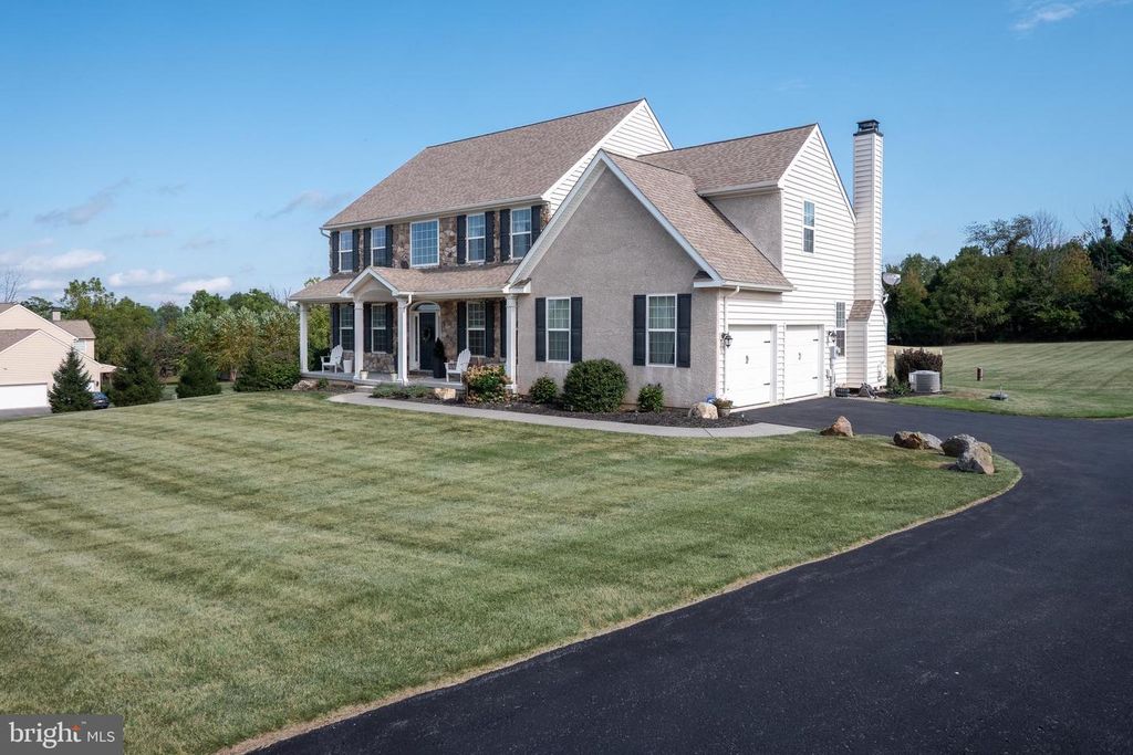 840 TEXAS RD, Easton, PA 18042