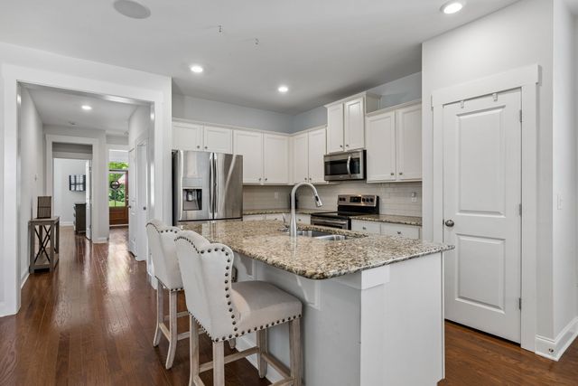 2816 Americus Dr, Thompsons Station, TN 37179