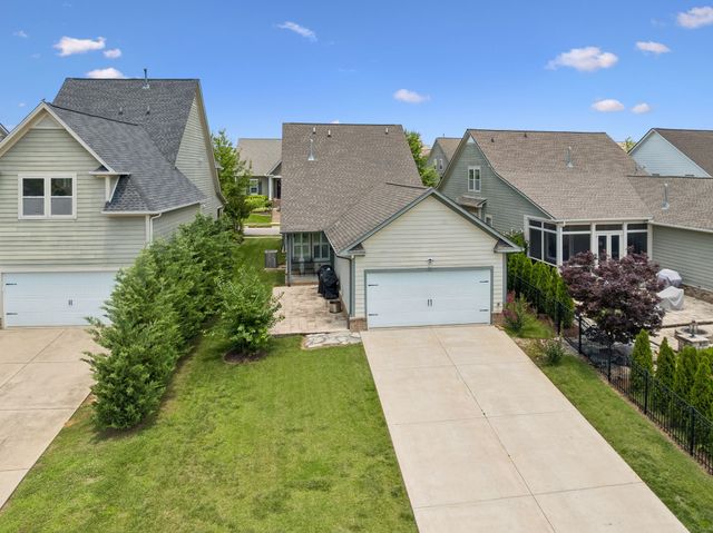 2816 Americus Dr, Thompsons Station, TN 37179