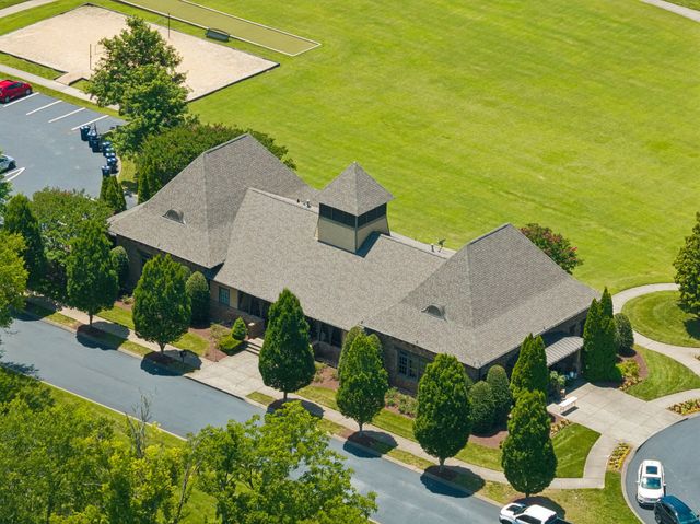 2816 Americus Dr, Thompsons Station, TN 37179