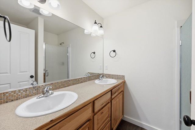 1704 N Bessie Ln, Spokane Valley, WA 99212