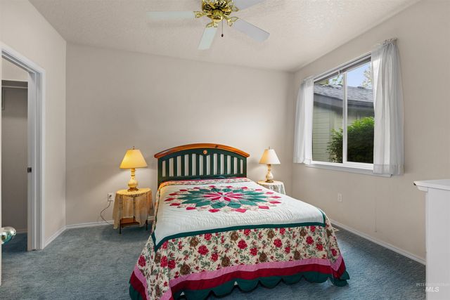 2313 River Oaks Ct, Nampa, ID 83686