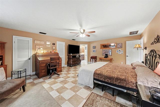 31835 CROMWELL LANE, Wesley Chapel, FL 33543