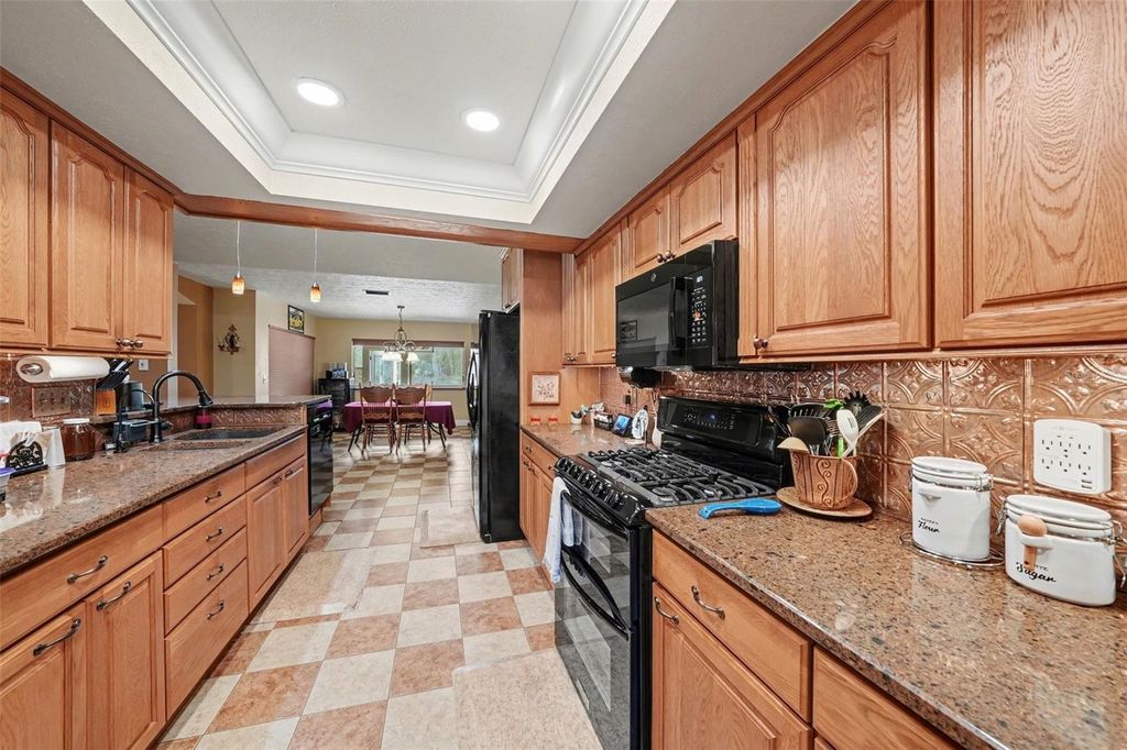 Image 13 of property listing at 31835 CROMWELL LANE, Wesley Chapel, FL 33543