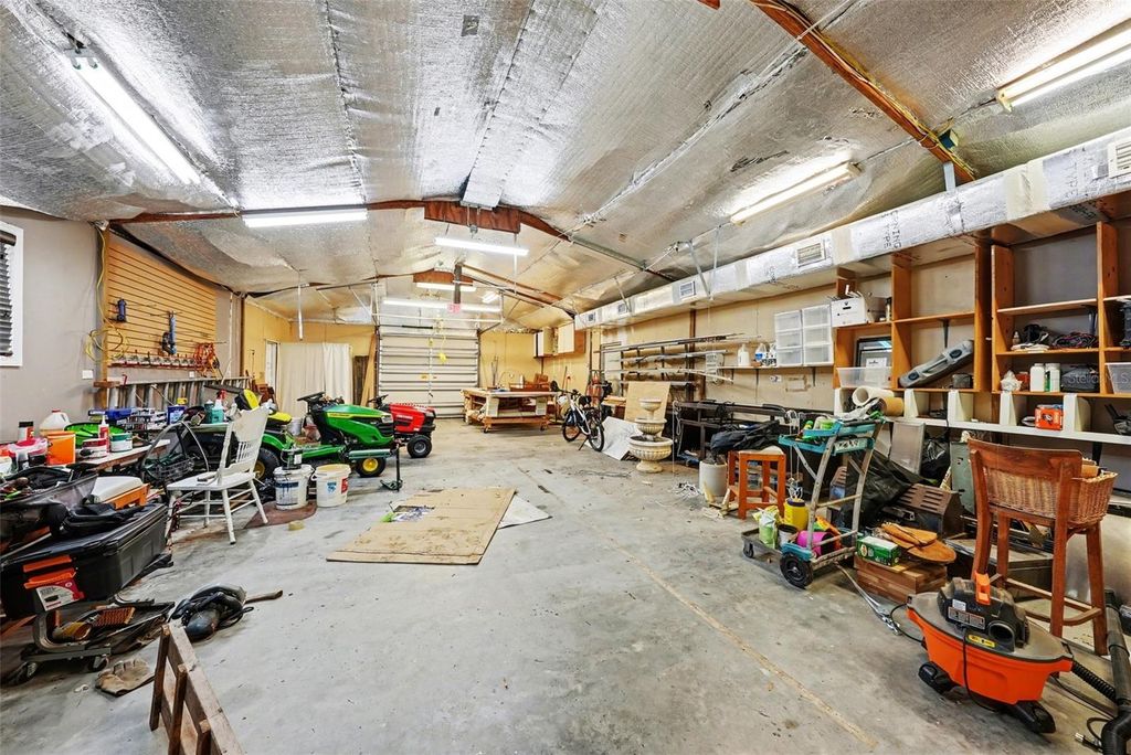 Image 31 of property listing at 31835 CROMWELL LANE, Wesley Chapel, FL 33543