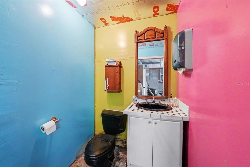 Image 32 of property listing at 31835 CROMWELL LANE, Wesley Chapel, FL 33543