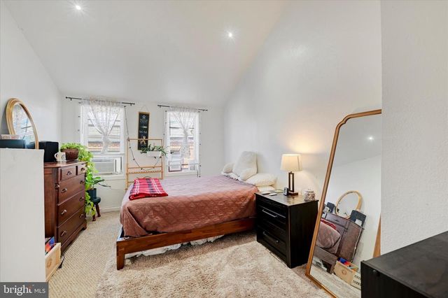 317 S DUNCAN ST, Baltimore, MD 21231