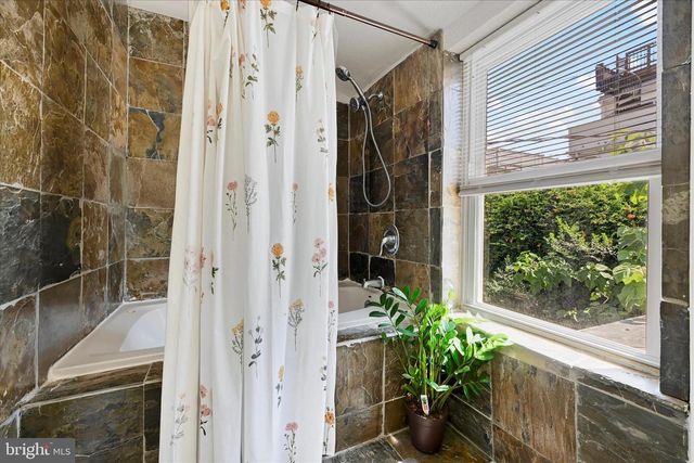 317 S DUNCAN ST, Baltimore, MD 21231