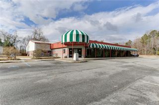 200 Wimbledon LN, Smithfield, VA 23430