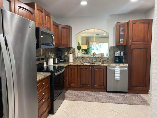 12768 Westhampton Circle, Wellington, FL 33414