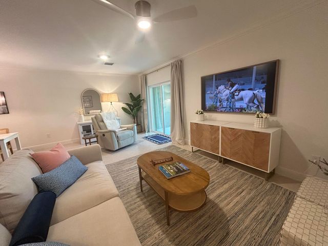 12768 Westhampton Circle, Wellington, FL 33414