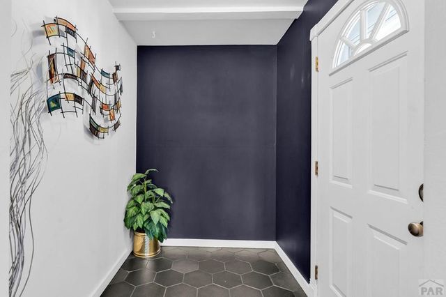 1512 Saratoga Rd, Pueblo, CO 81001