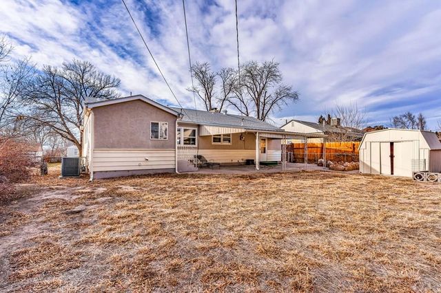 1512 Saratoga Rd, Pueblo, CO 81001