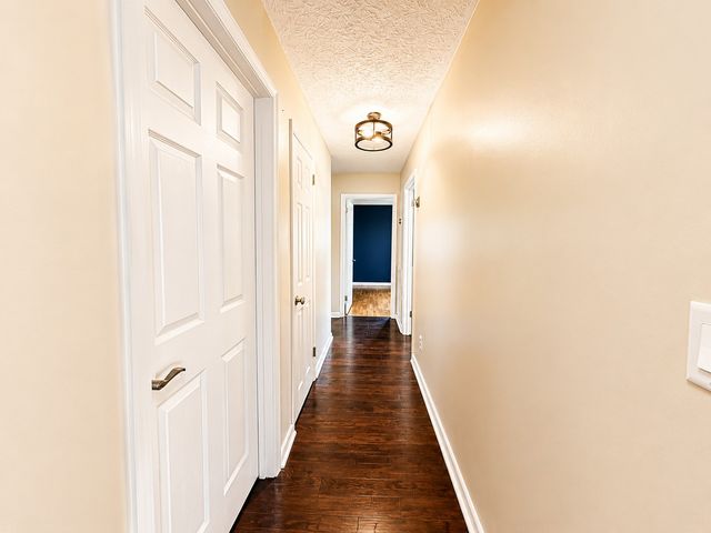 1390 Cooley Ford Rd, Tennessee Ridge, TN 37178