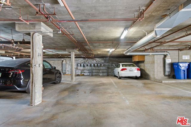 1110 S Shenandoah Street 8, Los Angeles, CA 90035