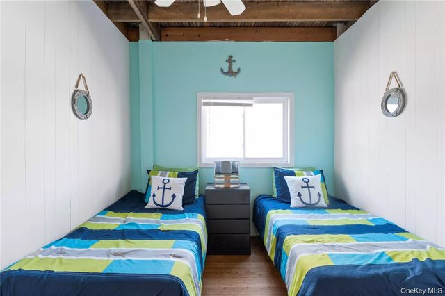 597 Bayberry Walk, Ocean Beach, NY 11770