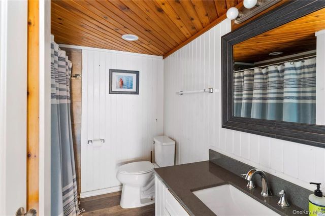 597 Bayberry Walk, Ocean Beach, NY 11770