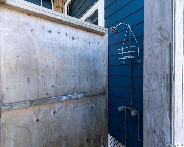 597 Bayberry Walk, Ocean Beach, NY 11770