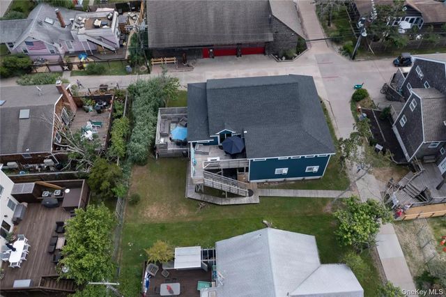 597 Bayberry Walk, Ocean Beach, NY 11770