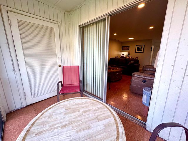 6086 Forest Hill Boulevard 208, West Palm Beach, FL 33415