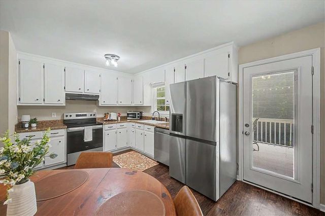 558 Peeples Valley Road NE, Cartersville, GA 30121