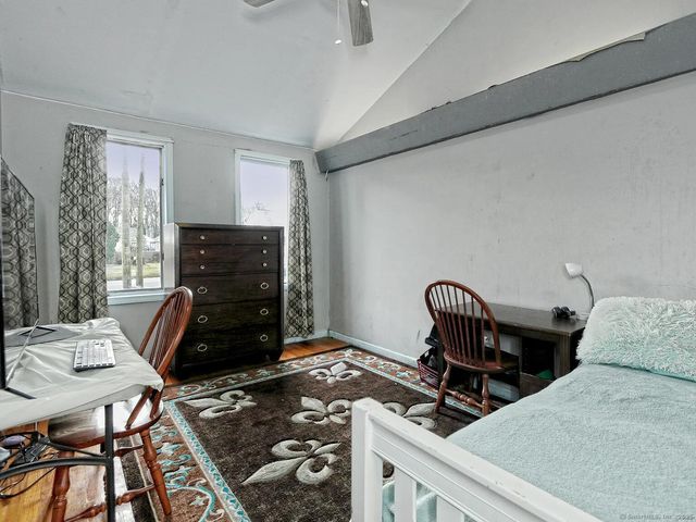 36 Kenwood Road, Milford, CT 06460