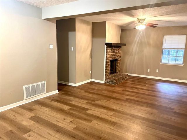 7981 Musketeer Drive, Mobile, AL 36695
